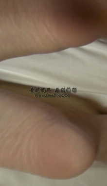 美女债主被老赖绑架 索要银行卡密码后勒昏玩丝足