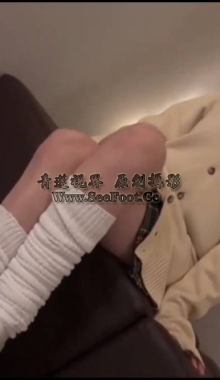 【岛国恋足】恋上校园女学生们的堆堆袜美足